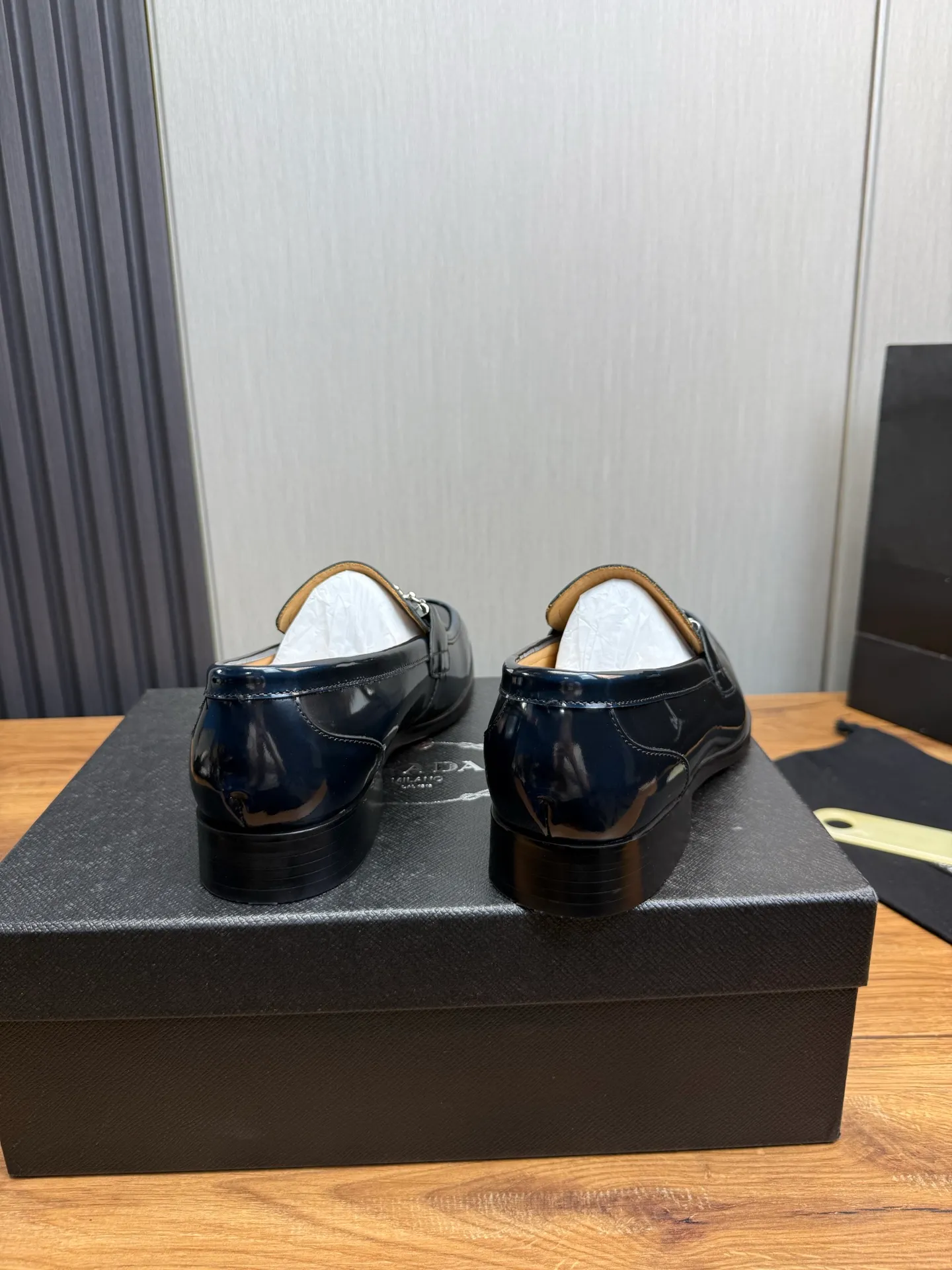 Factory price 520💰 Dolce&G .DG men's loafers👞 Classic and fashionable style, embellished with personalized DG logo. Imported cowhide, open-edge beaded cowhide, cowhide lining, original non-slip and wear-resistant outsole Size: 39-44 (customized at 38.45)